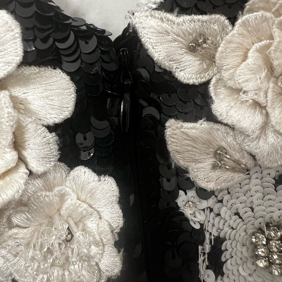 Alice+Olivia FRANCIE Asymmetric Floral Appliques Sequin Embellished Fitted Dress - Picture 17 of 17